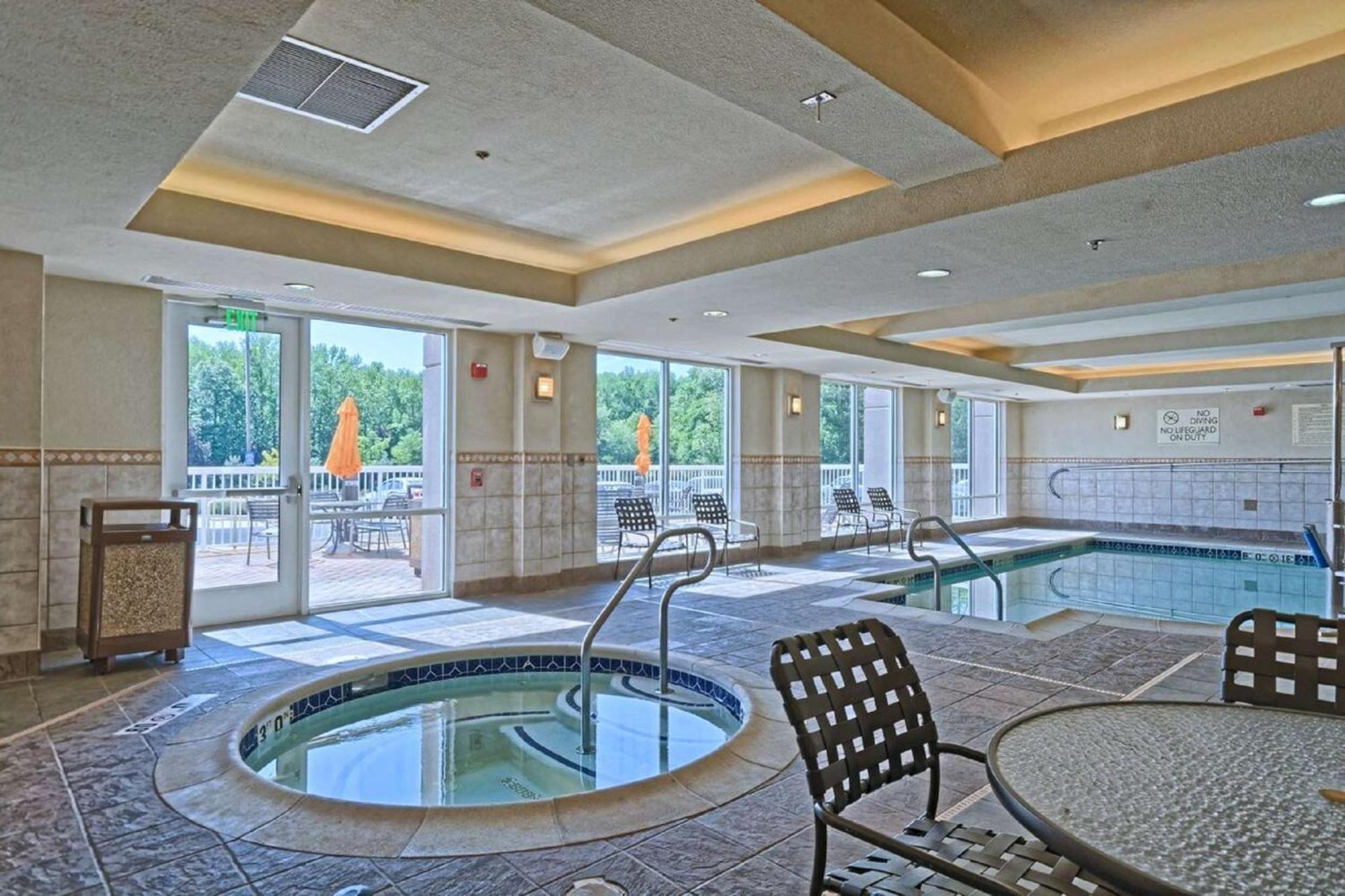 Hilton Garden Inn By Hilton Mount Laurel Exterior foto